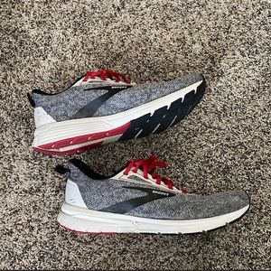 Mens Brooks Athletic Sneakers Size 11.5
